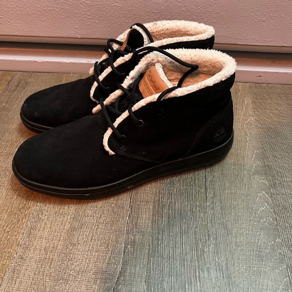 Timberland - Black Suede Ankle Boots with Cream Lining - Picture 1 of 6
